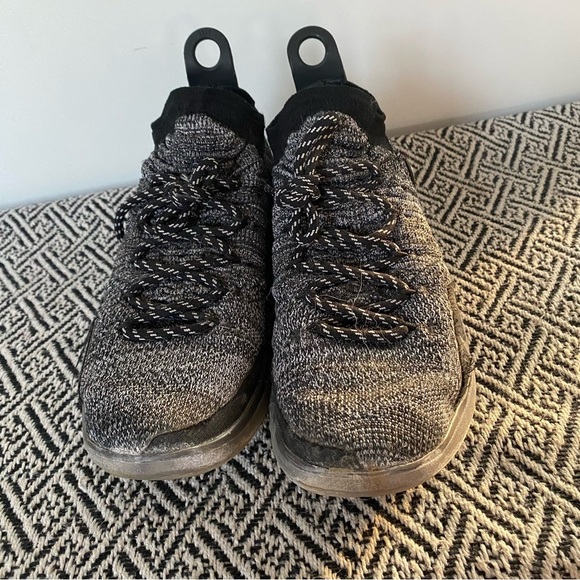 Nike Black and Gray Athletic Shoes Zoom KD 11 Size 8 - Picture 4 of 10